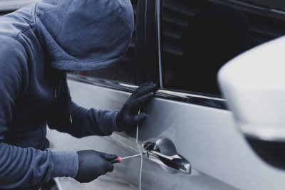 H.Z.Tağıyev qəsəbəsində şirkət maşınlarının hissələri oğurlanıb