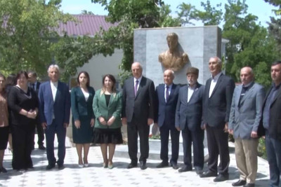 Zakir Fərəcov parkın açılışında iştirak edib