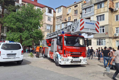 Yaşayış binasında yanğın baş verib
