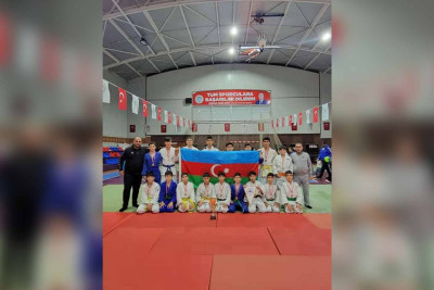 Yeniyetmə idmançılarımız beynəlxalq turnirdən medalla dönüblər