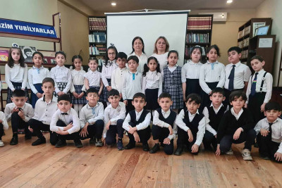 Məktəblilər Mirzə Ələkbər Sabirin xatirəsini yad ediblər