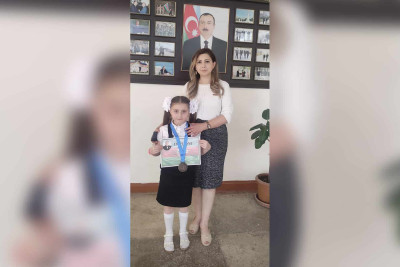 Şagirdimiz üzgüçülük turnirində bürünc medal qazanıb