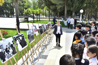 Ümummilli lider Heydər Əliyevə həsr olunan sərgi ziyarətçilərə təqdim olunub