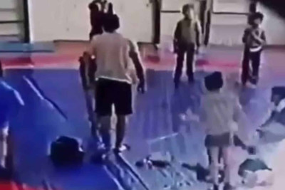 Məşqçinin döydüyü uşaqla bağlı xəstəxanadan AÇIQLAMA