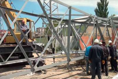 İnşaatçılar qəsəbəsinin sakinləri təhlükə ilə üz-üzə