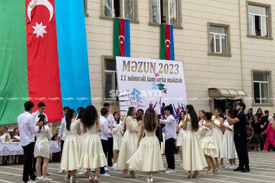 Sumqayıtda 9 083 məzun “Son zəng”i qeyd edir