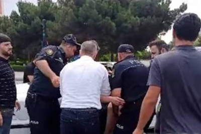 “Wolt”un sürücüsü piyadanı vurub