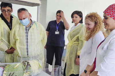 İsraildən gələn həkimlər Sumqayıt Perinatal Mərkəzini ziyarət ediblər