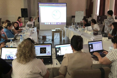 Qadın Resurs Mərkəzinin əməkdaşları sosial media strategiyasına dair biliklərə yiyələniblər