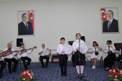 Ulu öndər Heydər Əliyevin 100 illiyi münasibətilə hesabat konserti keçirilib