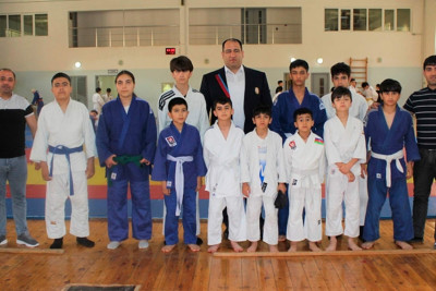 100-dən çox uşaq paralimpiyaçılar “Uşaq Paralimpiya Kuboku” uğrunda mübarizə aparıblar