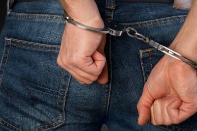 Keçmiş məhkum oğurluq törətməkdə şübhəli bilinir