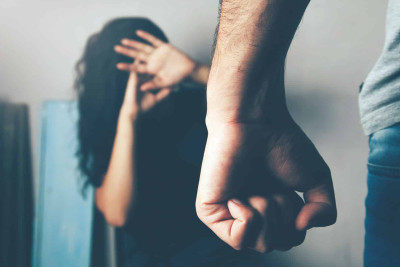 Sarayda kişi qızını döyüb, hamilə arvadını isə dəmir parçası ilə öldürüb - HÖKM