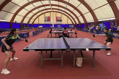 Stolüstü tennis üzrə şəhər birinciliyinin qalibləri mükafatlandırılıblar