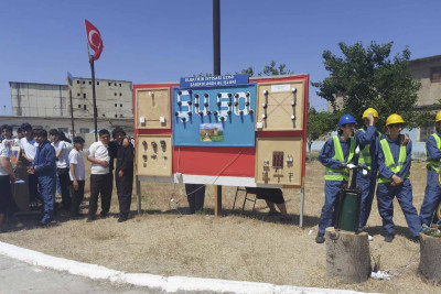 Peşə seçiminə dəstək məqsədilə Təhsil Mərkəzində “Açıq qapı“ günü təşkil olunub