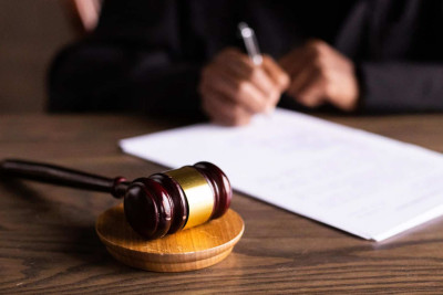 Pasiyentlərə əzab verən reabilitasiya mərkəzinin əməkdaşları hakim önünə çıxıblar