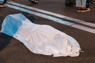 Keçmiş məhkum özünü polis bölməsinin yanında yandırıb