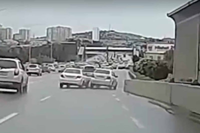 Bakı-Sumqayıt yolunda diqqətsiz sürücü qəza törədib