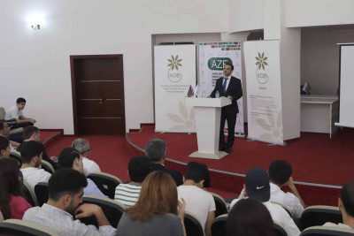 Kiçik qılıncoynadanlar şəhər birinciliyində mübarizə aparıblar