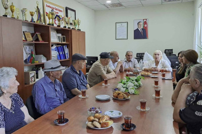 Ehtiyacı olan ahıllara ərzaq yardımı paylanılıb