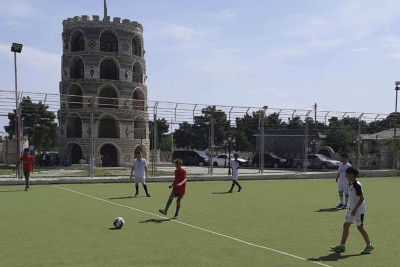 Yeniyetmə futbolçular yoldaşlıq oyununda iştirak ediblər