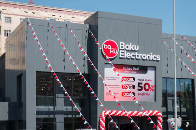 “Baku Electronics”də yanğın olub, 3 nəfər təxliyə edilib