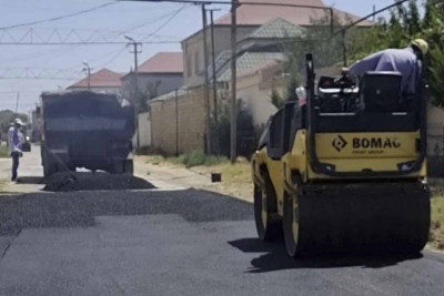 Mətbuat küçəsində aslalt örtüyü yenilənir