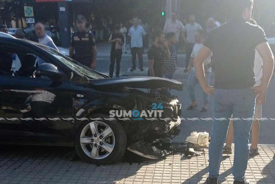Sumqayıtda avtomobil aşıb: xəsarət alan var