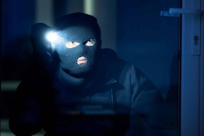 Sumqayıtda nazirliyin əməkdaşı qarət olunub