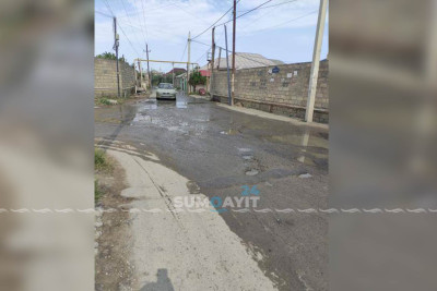 Corat bağlarında tez-tez kanalizasiya quyusu daşır