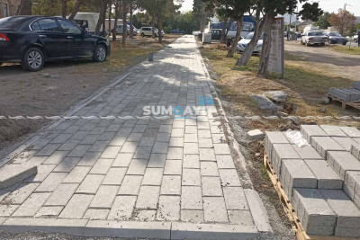 Azərbaycan küçəsində piyada yolu yenilənir
