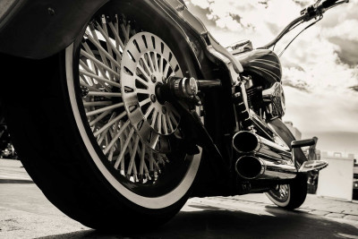 Lənkəran sakini çimərlikdə motosiklet qaçırmaqda şübhəli bilinir