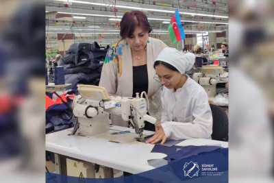 Peşə Təhsil Mərkəzinin tələbələri fabrikdə praktika keçirlər
