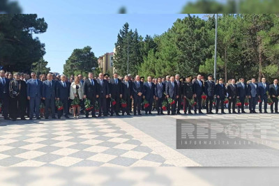 Sumqayıtda şəhidlərin xatirəsi yad edilib