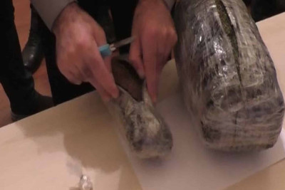 İrandan 1 kq heroin gətirən narkokuryer tutulub