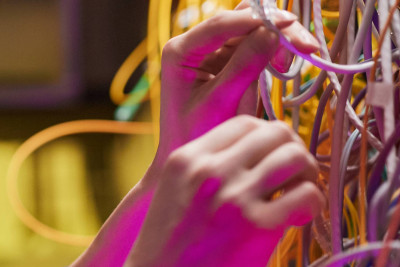 İnşaatçılar qəsəbəsində 300 metr naqil oğurlanıb