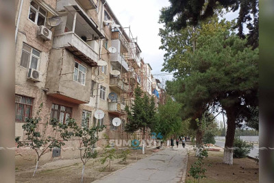 4-cü mikrorayonda binaların üzlüyü yenilənir