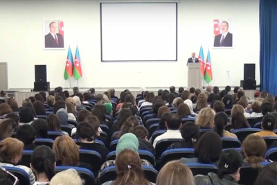 Saray məktəbində şəhid ailələri, qazilər və təhsil işçilər ilə görüş olub