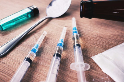 Heroin üstündə tutulan Sumqayıt sakininin 32 minlik oğurluq etdiyi məlum olub