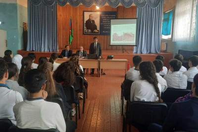 FHN məktəblilərə fövqəladə hallarda davranış qaydalarını izah edib