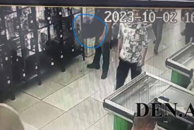 Məktəb müəlliminin çantası oğurlanıb