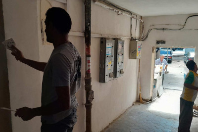 Bir sıra məhəllə və mikrorayonların binaları təmir olunur