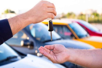 Özgənin avtomobilini sataraq 17 min pulu xərcləyən şəxs tutulub