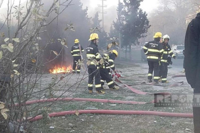 Yanacaqdoldurma məntəqəsinin önündə yanğın olub