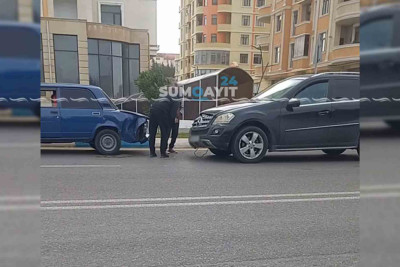 Sumqayıtda 2 avtomobil toqquşub