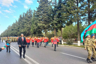 Sumqayıt böyük Zəfəri qeyd edir