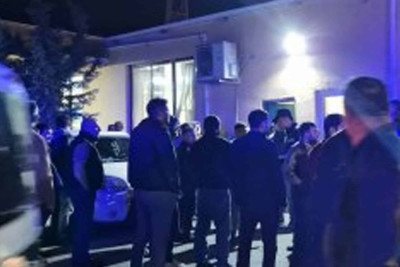 Sumqayıtda mübahisə kütləvi davaya çevrilib: xəsarət alan var