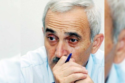 Əməkdar jurnalist anasının qəbri üstündə ölüb