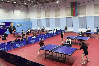 Yeniyetmə idmançılarımız stolüstü tennis üzrə turnirdən medallarla dönüblər