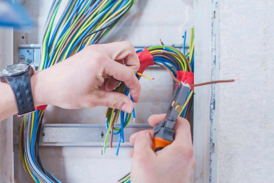 Sumqayıtda sayğaclar və elektrik kabeli yanıb